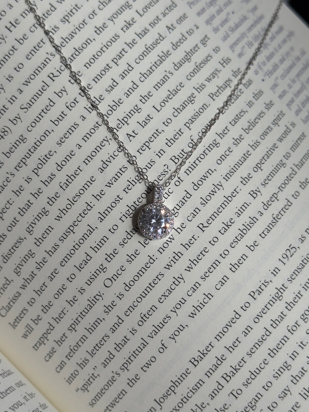 Lueur Silver Necklace