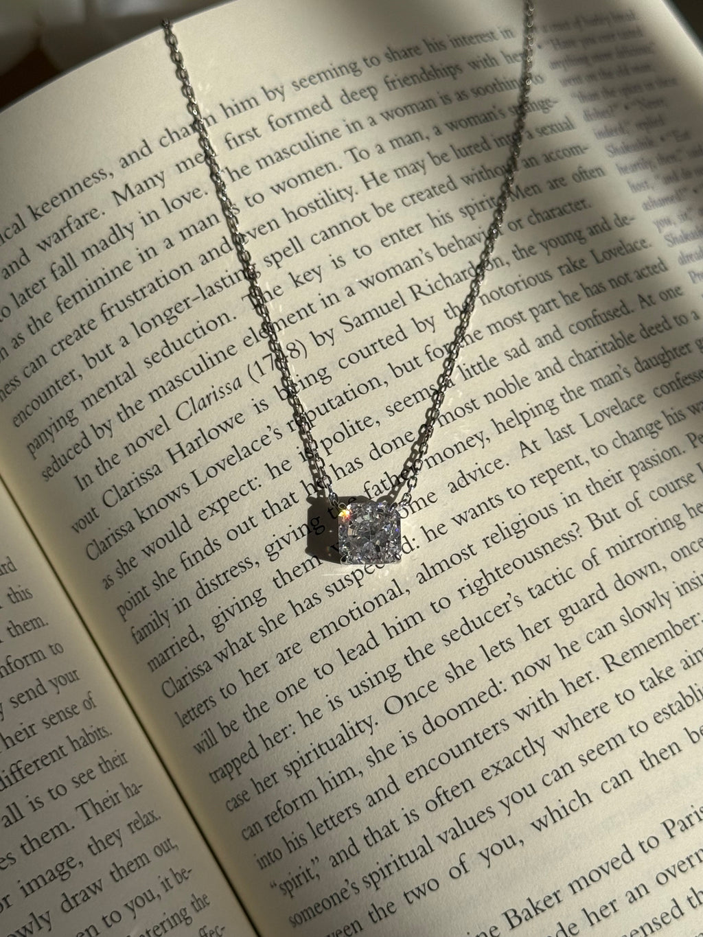 Lucide Silver Necklace