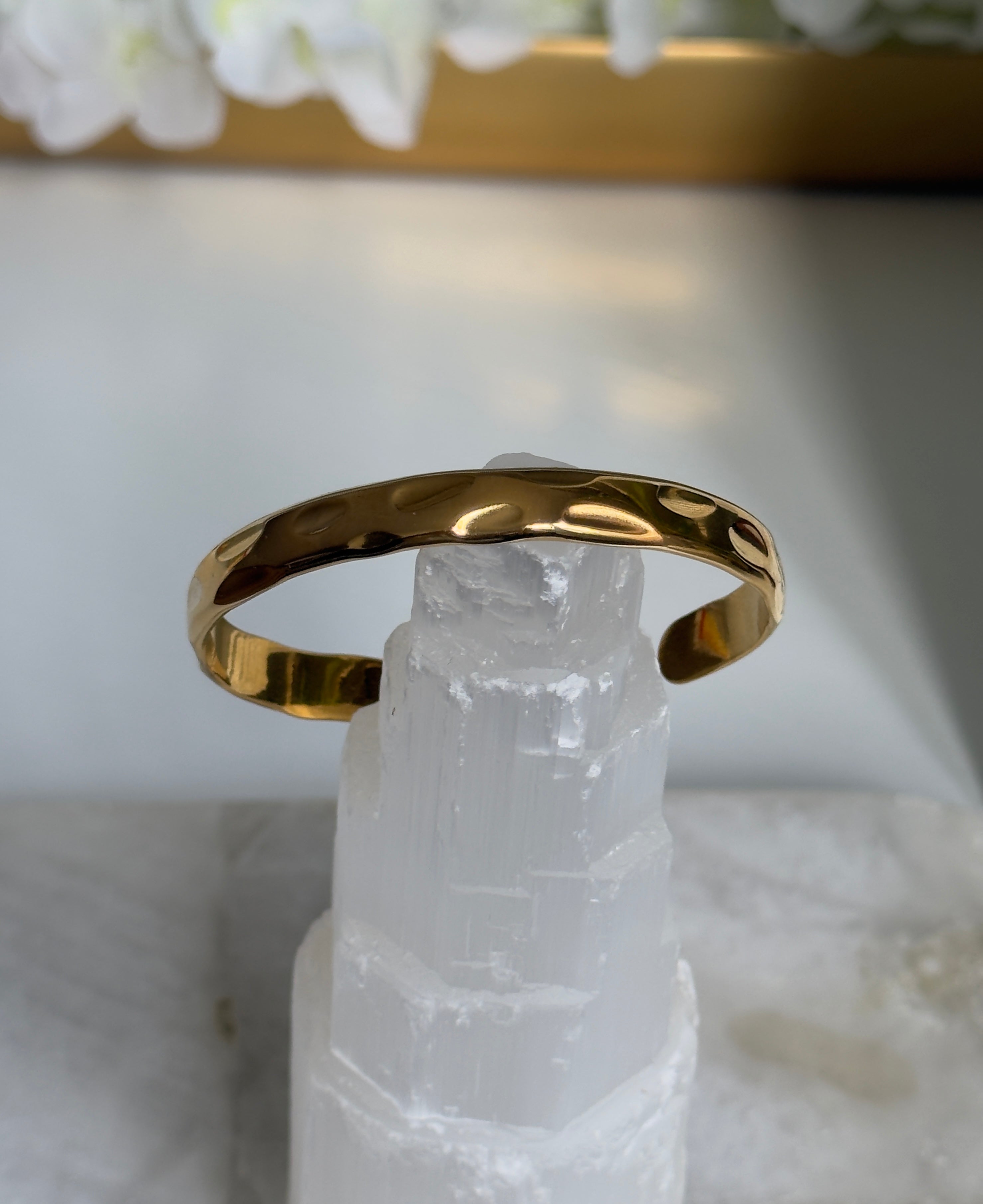 Aeluna Bracelet Bangle